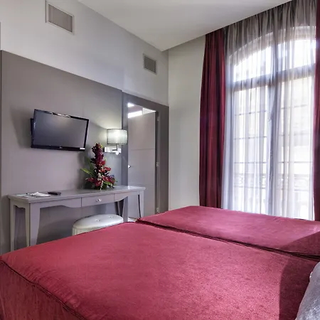 Ciutadella 4*